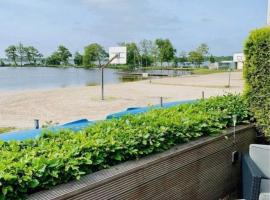 Aqua Beach House, campsite in Oudehaske