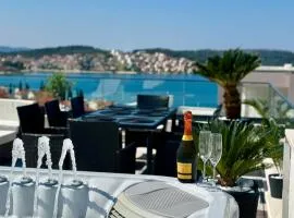 Luxury Apartment Lila