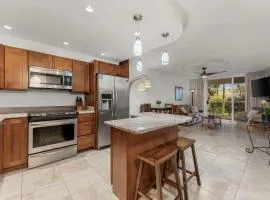 Luxury Condo at Kameole Beach T106