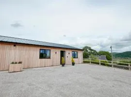 Ingleborough Lodge