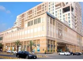 One bed apartment with balcony in Gold Crest Mall Lahore