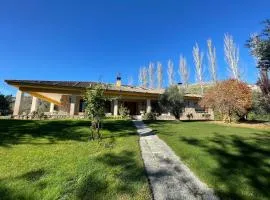 Casa Fuentes de Ledina