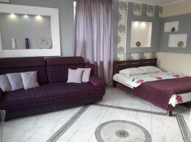 Apartment on 8 Marta, hotell i Mykolajiv