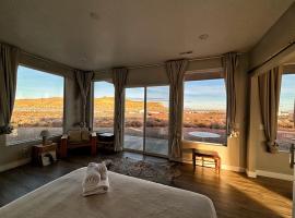 Canyon Oasis suite with Grand Mesa view, pet-friendly hotel in Big Water