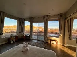 Canyon Oasis suite with Grand Mesa view