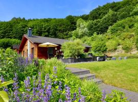 Casa al Bosco Ferienhaus am Wald: Rieden şehrinde bir otel