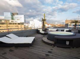 City-Loft with rooftop terrace - 19 persons, khách sạn ở Hannover