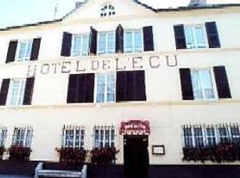 Logis De L'ecu, hotel in Montbard