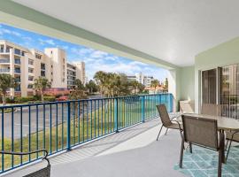 Oceanwalk 1-203, hotel in New Smyrna Beach