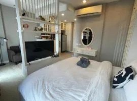 The Patio bangsaen seaview High floor