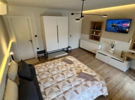 Suite Rooms - Fine Living, hotel s parkiralištem u gradu 'Vévi'
