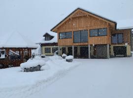 Urlaub am Bauernhof Familie Rößler vlg. Spor, hotel v destinaci Pöls