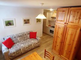 Appartamento Pampeago 10, hotel u gradu Tezero