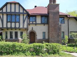 The Ambassador, hotel in Ottawa