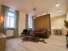 Goethe-Suites: Premium 4 Person Worms city centre Appartment, hotel Wormsban