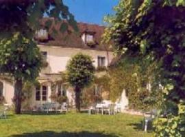 Logis Hostellerie Des Clos, hotel v destinácii Chablis