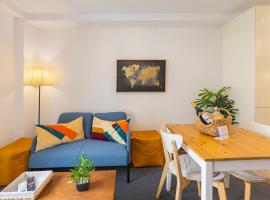 Cosy Remodeled apartment in the City center, hotel in Fundão