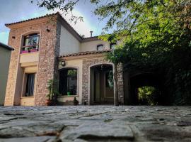 Quinta family house, sted med privat overnatting i Ciudad Lujan de Cuyo