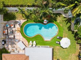 Cozy home at Lighthouse Point with Pool 1, hotel in Lighthouse Point