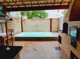 Casa com piscina privativa, 2 suítes, Sahy., cabaña o casa de campo en Mangaratiba