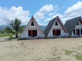 Penginapan & Homestay Geopark Ciletuh, plážový hotel v destinaci Cikadal
