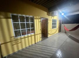 Hostal el viajero, hotel with parking in Soledad