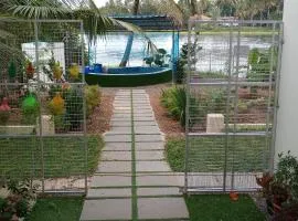 Front Family Homestay ( Puthenpurakkal- Jameela Manzil).