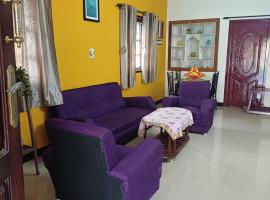 SHI's Malli 1BHK Home in Coimbatore City, hotel s parkiralištem 