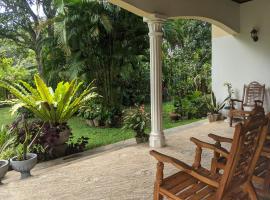 The Green Harmony, hotel v destinaci Inamaluwa