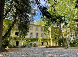 La Suite de la Bastide, bed & breakfast a Val-de-Dagne