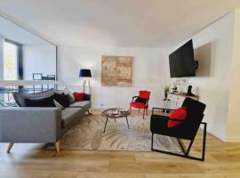 Appartement 3 salles de bains 3 chambres 6 personnes อพาร์ตเมนต์ในลิมอจส์