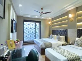 Hotel Oak Plaza, New Delhi