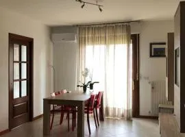 Appartamento residenziale con posto auto privato