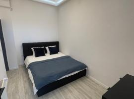 Marisah Residence #2, hotel in Otopeni