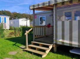Domaine, glamping site in Litteau