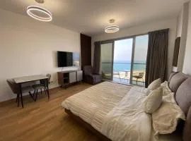 Splendid Sea View Apartment