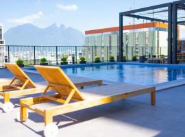 Lux 2 bedroom apartment, swimming pool, gym and free parking spot in Macro Plaza area, apartment in Monterrey