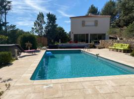 LA BASTIDETTE PROVENçALE, готель у місті Jouques