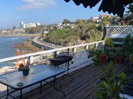 Hermoso bungalow con vista al mar，康康的度假屋