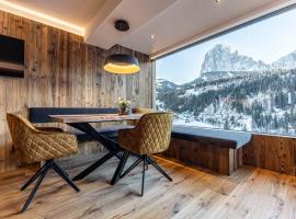 Enjoy Dolomites - Chalet, chalet a Santa Cristina in Val Gardena