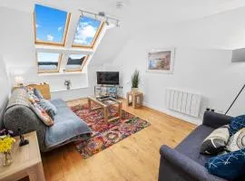 Stunning 2BR Loft Apt in Oban - Sea Views