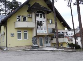 Restoran&Motel and apartmants Lovacka prica, hotel econômico em Tešanj