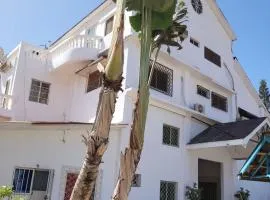 #11 princess apartments, 230mt to senegambia strip