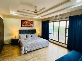 Executive one bedroom apartment in bahria hieghts, hotel v destinaci Rávalpindí