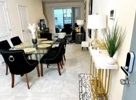 Orange Park Townhome Vacation Rental with Patio!