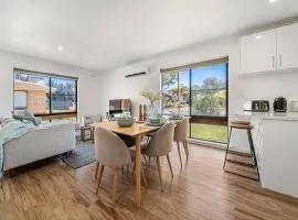 Harmony at Henley Beach - Coastal Style & Comfort