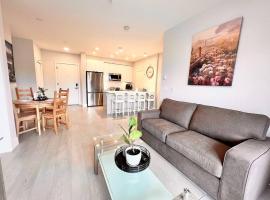 Warm and welcoming Spacious 2bedroom condo, Ferienwohnung in Langley