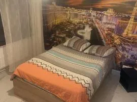 REIMS -CENTRE VILLE-au2étage avec 2 chambres - 6 personnes