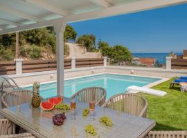 Ionian Zante Villa Siesta with private pool โรงแรมในอาร์กาซี