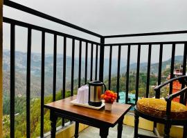 Hotel Aachman Regency with Rooftop Terrace, hotel near Shimla Airport - SLV, Shimla